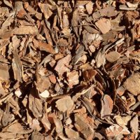 Fenyőkéreg, dekorációs mulcs, granulátum